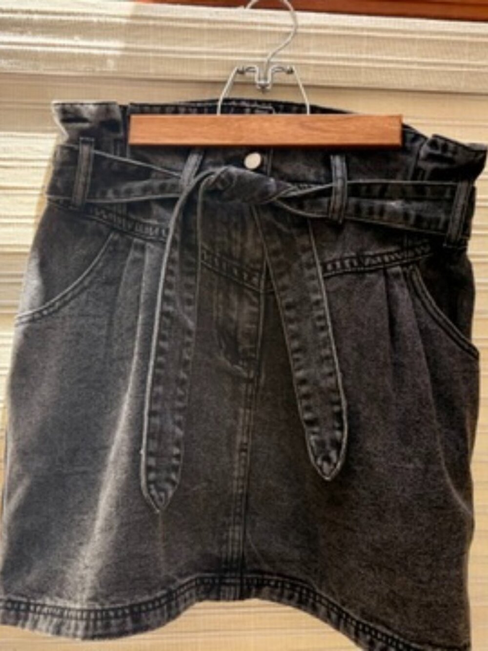 Gilli Acid Wash Black Denim Paperbag Mini Skirt - Large